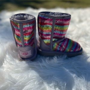 Ugg Kids Classic Short II Mural Boot Size 8T